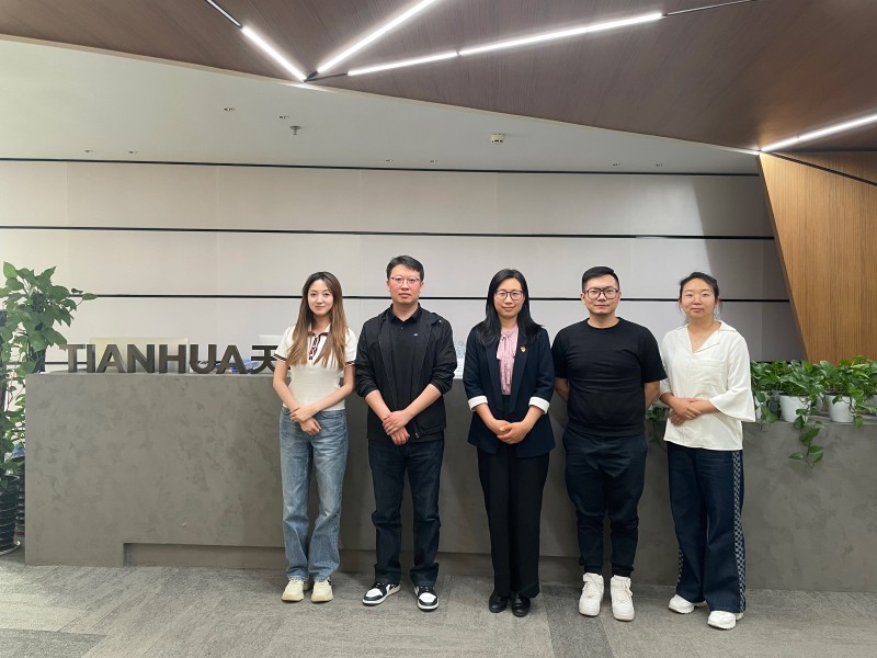 bv伟德国际1946教师赴沈阳天华建筑设计有限公司调研