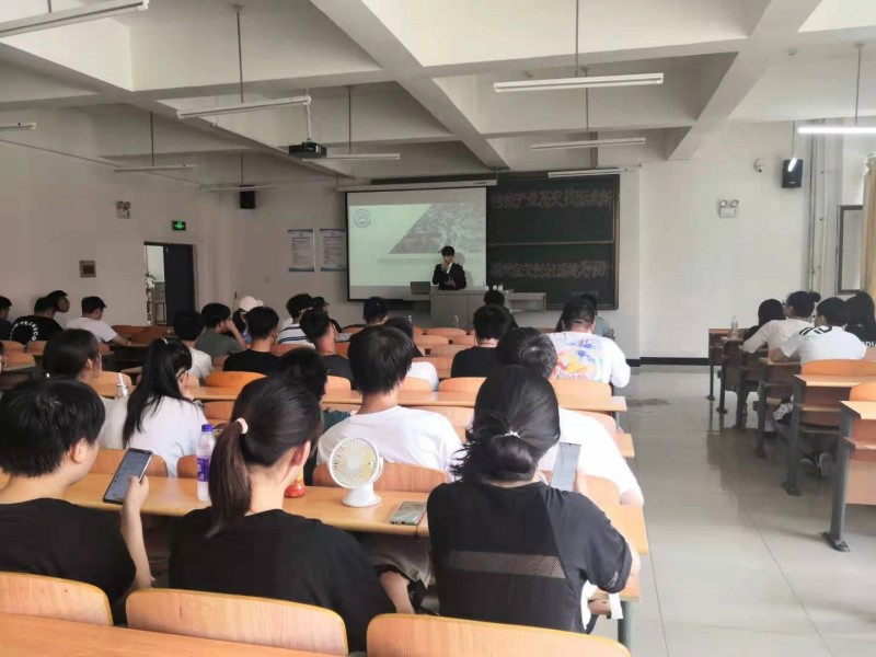 bv伟德国际1946召开传统产业历史街区更新与磁州窑文创社区规划设计》专题讲座 (2)