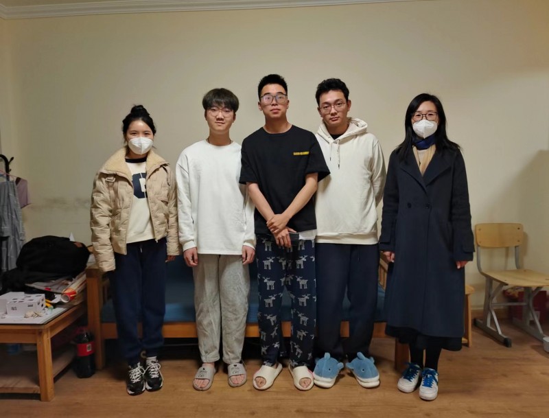 bv伟德国际1946党总支书记、副院长夏海杰 (4)