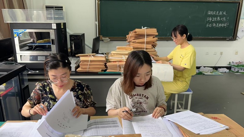 bv伟德国际1946开展2023年春季学期期末教学文件专项检查工作 (1)